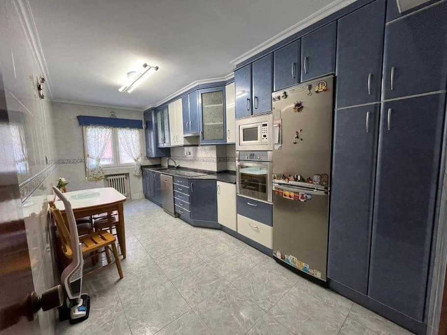 Peris Apartment Хихон Екстериор снимка